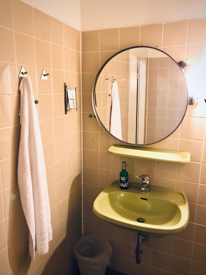 Boutique Hostel Lekkerurlaub Берлин Экстерьер фото